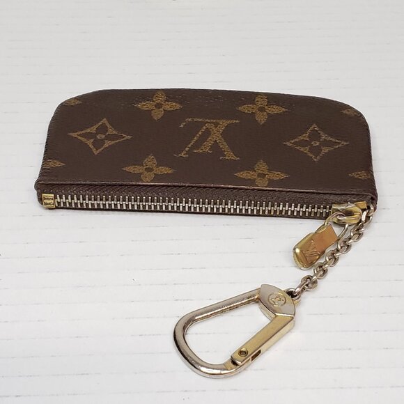 Louis Vuitton Monogram Key Pouch lux59-093025 - Picture 5 of 8